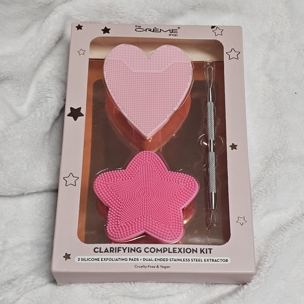 The Creme Shop 3 Piece Clarifying Complexion Kit With Double Ended Extractor
